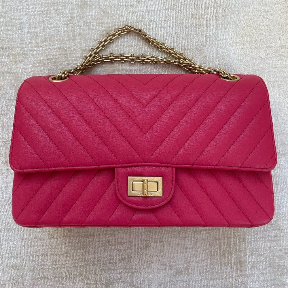 Chanel 2.55 reissue in pink sheepskin
